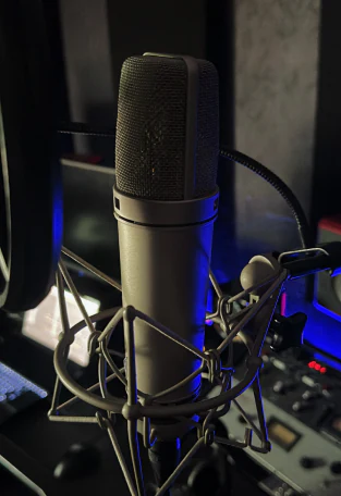 Recording microphone prepared for a vocal session